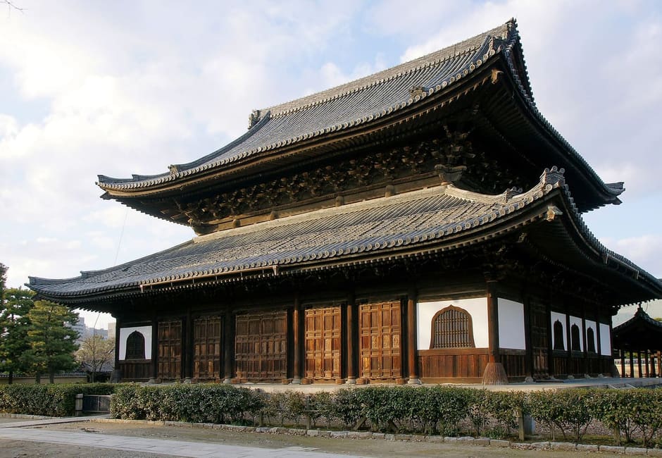The Hatto lecture hall of Kennin-ji, the oldest Zen temple in Kyoto